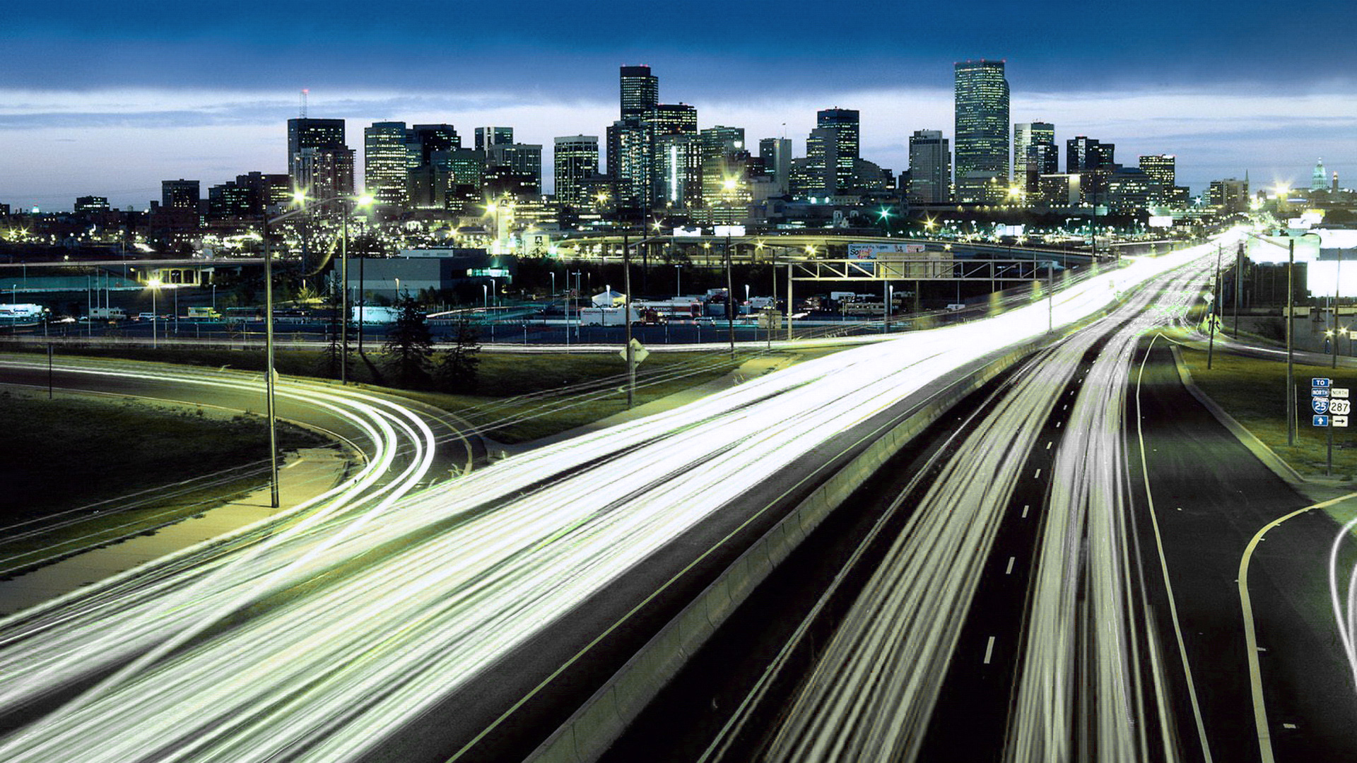 denver skyline toned